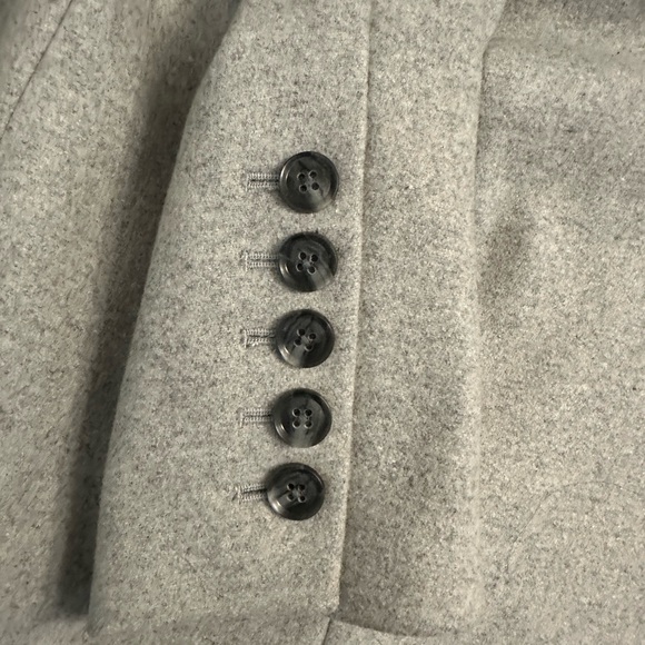 Banana Republic Women’s Gray Coat Mario Bellucci - Picture 7 of 13